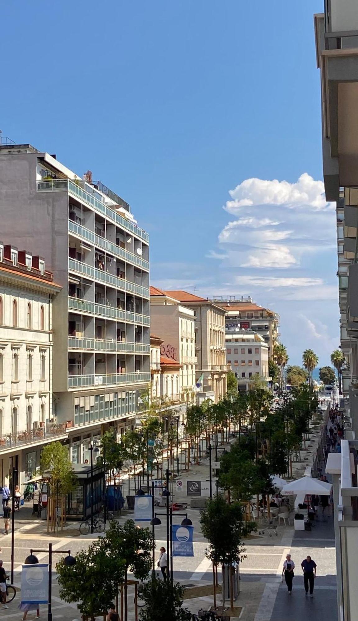 Hope Apartment Pescara Bagian luar foto
